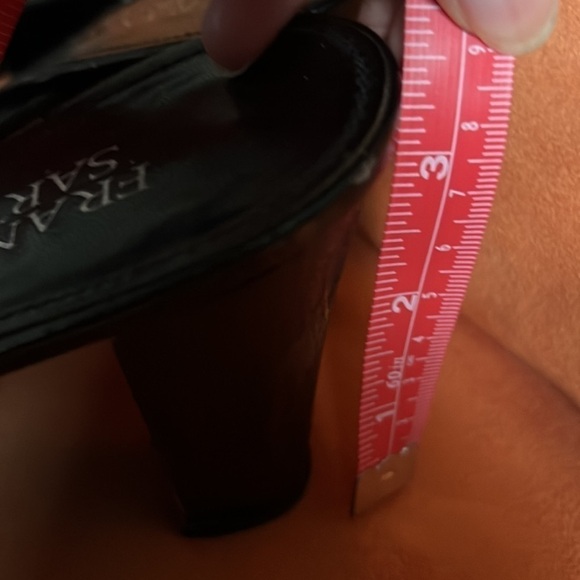 Black Franco Sarto Sandler which buckle - Picture 3 of 4